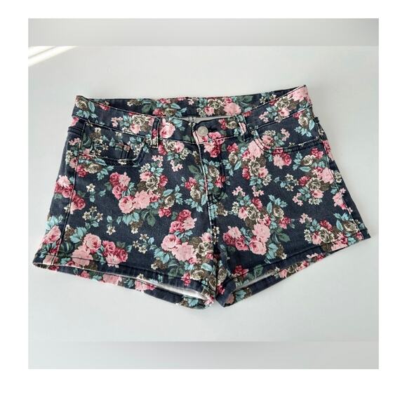 Women’s Denim Shorts, Floral Print, Size XS-S - Picture 1 of 8